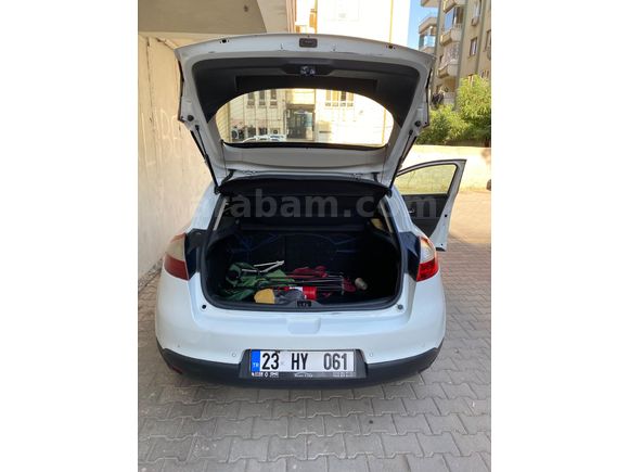 Sahibinden Renault Megane 1.5 dCi Dynamique 2011 Model