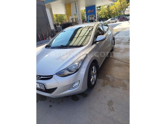 Sahibinden Hyundai Elantra 1.6 D-CVVT Mode Plus 2012 Model