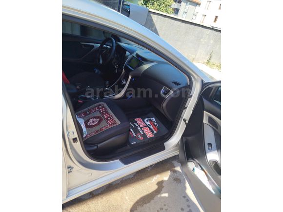 Sahibinden Hyundai Elantra 1.6 D-CVVT Mode Plus 2012 Model