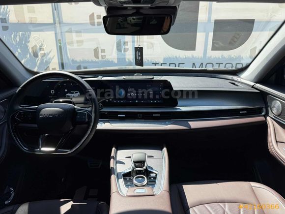 2025 TİGGO 8 PRO MAX EXCEPTİONAL HATASIZ-SOĞUTMA-CAM TAVAN-