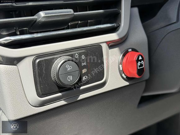 TAKSİM PREMİUM-2025 VW TRANSPORTER-ZIRHLI BANKA ARACI-0KM