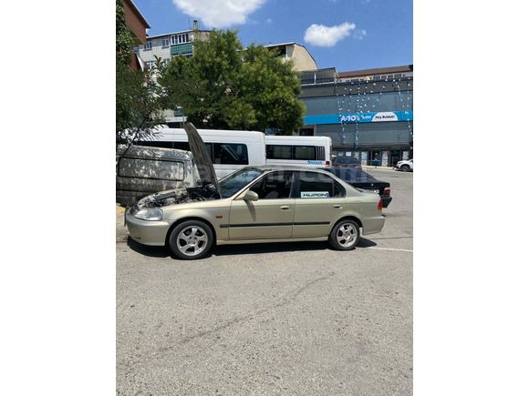 Sahibinden Honda Civic 1.6 i ES 2000 Model 