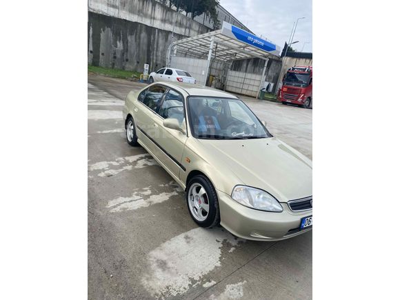 Sahibinden Honda Civic 1.6 i ES 2000 Model 