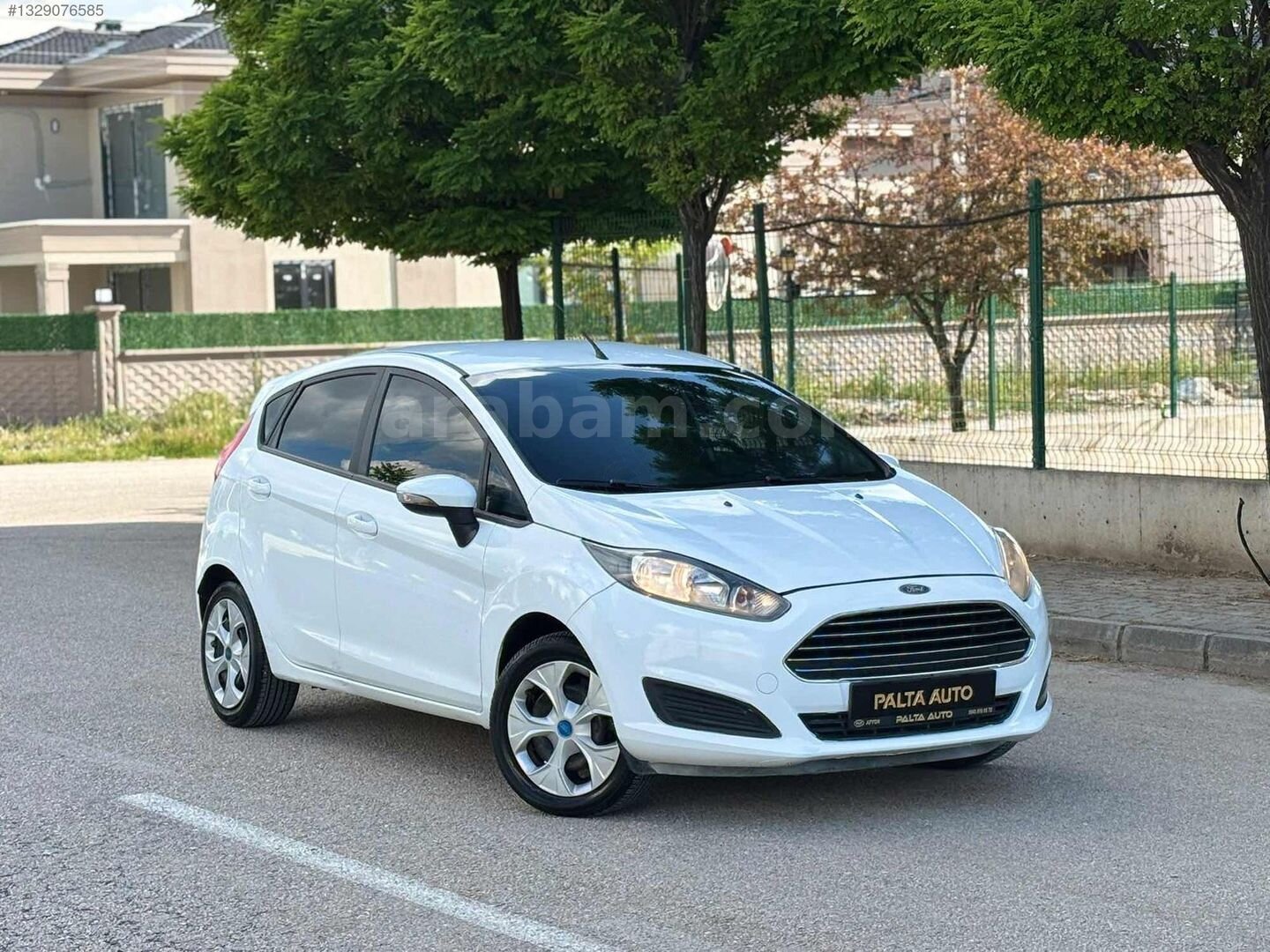 Galeriden Ford Fiesta 1.25 Trend 2014 Model Afyonkarahisar 166.000 km Beyaz 4