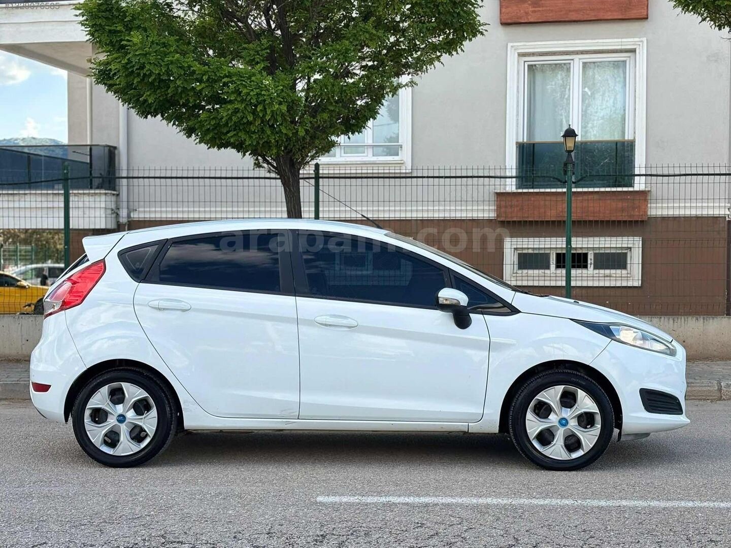 Galeriden Ford Fiesta 1.25 Trend 2014 Model Afyonkarahisar 166.000 km Beyaz 7