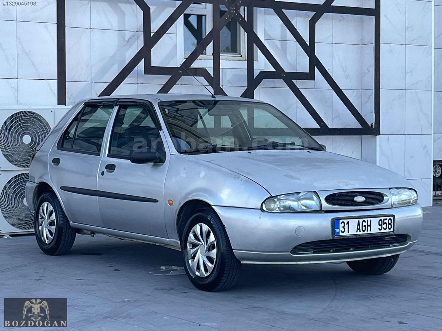 Galeriden Ford Fiesta 1.25 Ghia 1999 Model Kayseri 292.000 km Gri 2