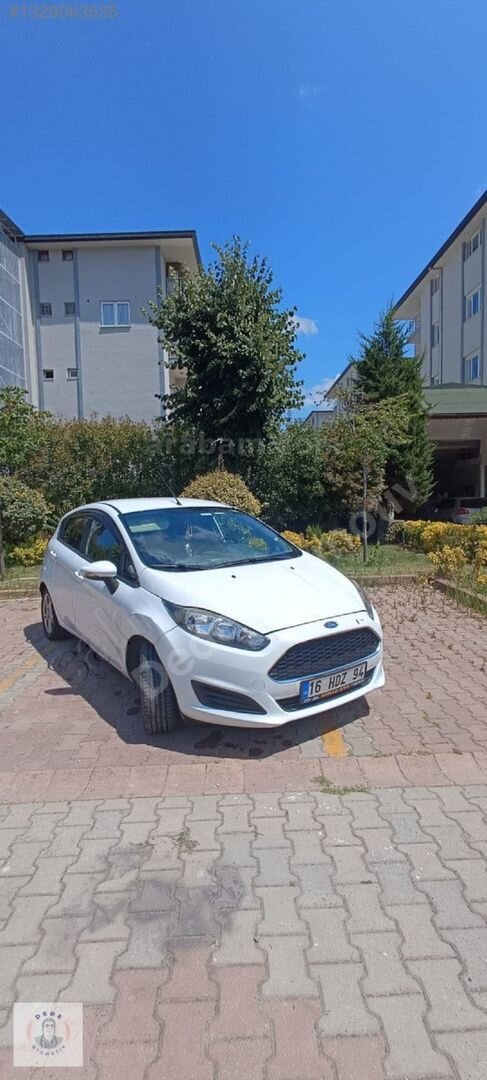 Galeriden Ford Fiesta 1.25 Trend X 2016 Model Kocaeli 156.000 km Beyaz 3