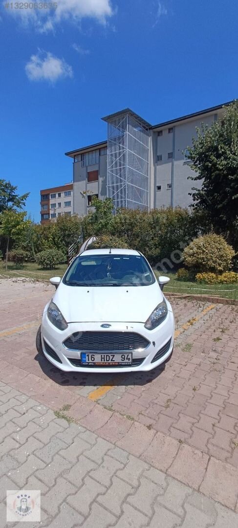 Galeriden Ford Fiesta 1.25 Trend X 2016 Model Kocaeli 156.000 km Beyaz 2