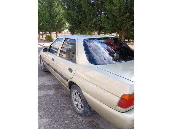 Sahibinden Ford Escort 1.6 CLX 1997 Model