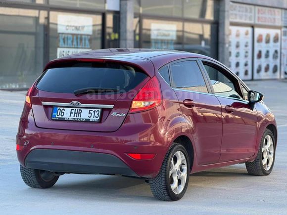 2011 OTAMATİK 1.4 TİTANİUM 100 BİN KM DE ÇOK TEMİZZ