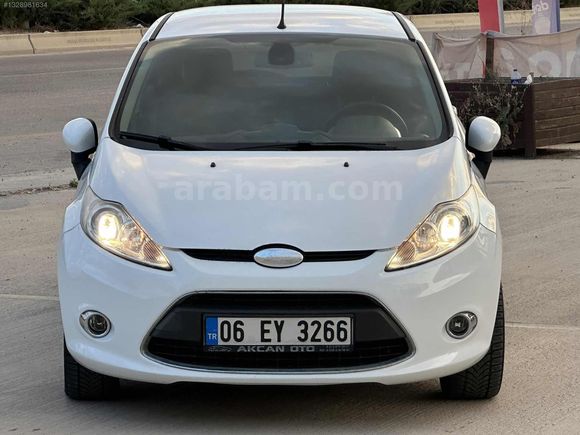 HASTASINA 2012 FORD FİESTA 1.4 TİTANİUM X "85" BİNDE CAM GİBİ