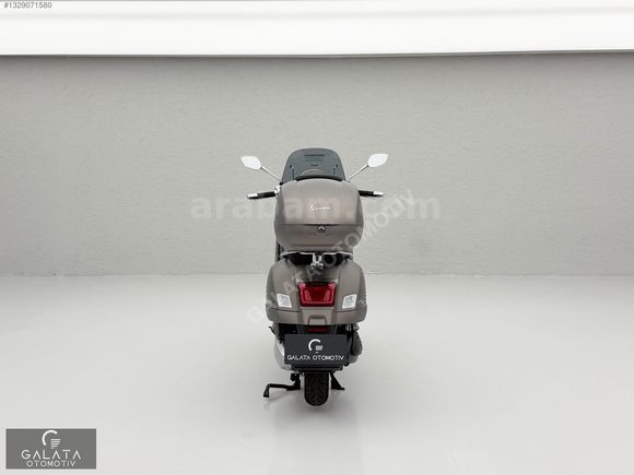 'GALATA' 2023 VESPA 2023 GTS 300 SUPERTECH