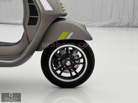 'GALATA' 2023 VESPA 2023 GTS 300 SUPERTECH