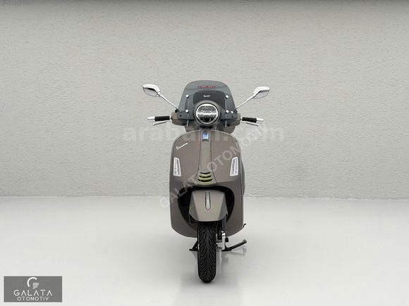 'GALATA' 2023 VESPA 2023 GTS 300 SUPERTECH