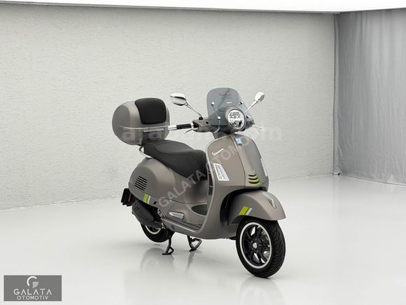 'GALATA' 2023 VESPA 2023 GTS 300 SUPERTECH