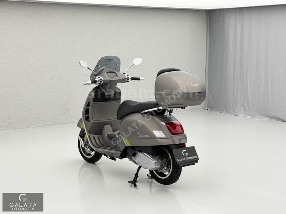 'GALATA' 2023 VESPA 2023 GTS 300 SUPERTECH