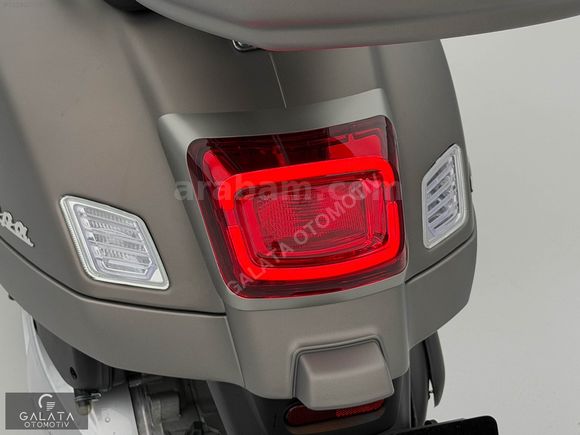 'GALATA' 2023 VESPA 2023 GTS 300 SUPERTECH