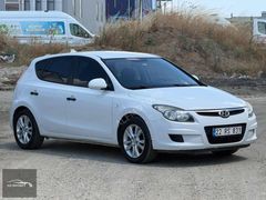 ALFMOTORS// 2011 HYUNDAİ İ30 1.6 CRDI 180.000 KM