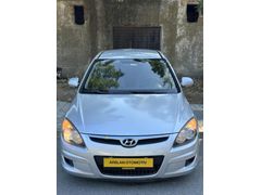 ARSLAN OTOMOTİVDEN SATILIK DÜŞÜK KM TEMİZ BAKIMLI İ30
