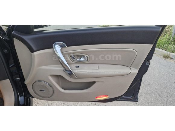 Galeriden Renault Latitude 1.5 dCi Executive 2011 Model Mersin
