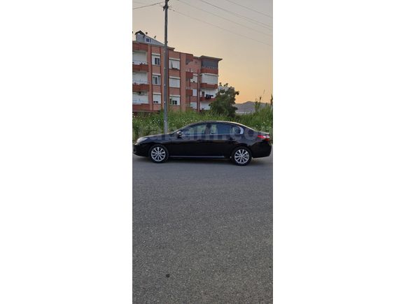 Galeriden Renault Latitude 1.5 dCi Executive 2011 Model Mersin