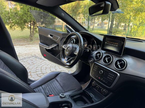 2015 Model CLA 180d AMG HATASIZ KUSURSUZ