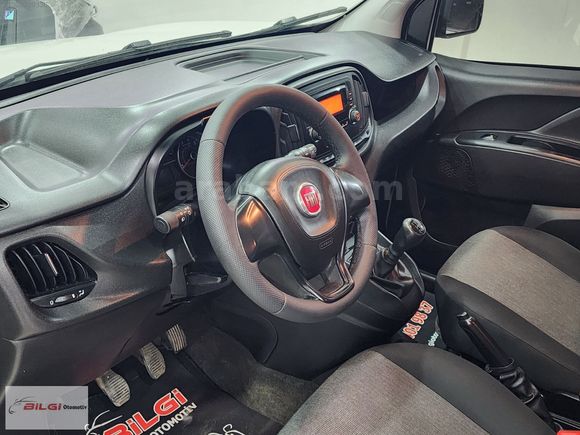 //OTOMOBİL RUHSATLI ORJİNAL-DEĞİŞENSİZ..76.BİN-KMDE.