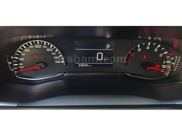 Sahibinden Peugeot 2008 1.2 PureTech Allure 2021 Model