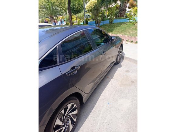 Sahibinden Honda Civic 1.6i VTEC Eco Elegance 2018 Model
