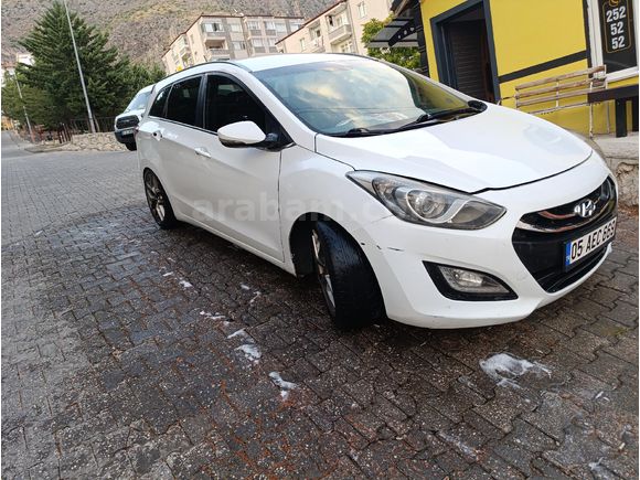Sahibinden Hyundai i30 1.6 CRDi Style 2013 Model