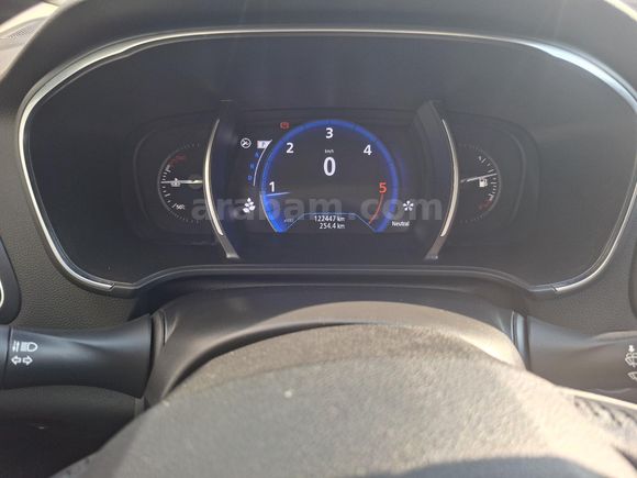 Sahibinden Renault Megane 1.5 Blue DCI Icon 2020 Model