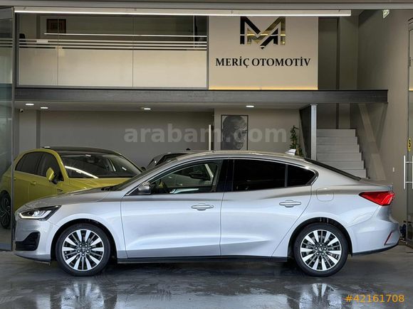 MERİÇ'TEN-2023-LANSMAN-BOYASIZ-FORD FOCUS TİTANİUM X 125HP