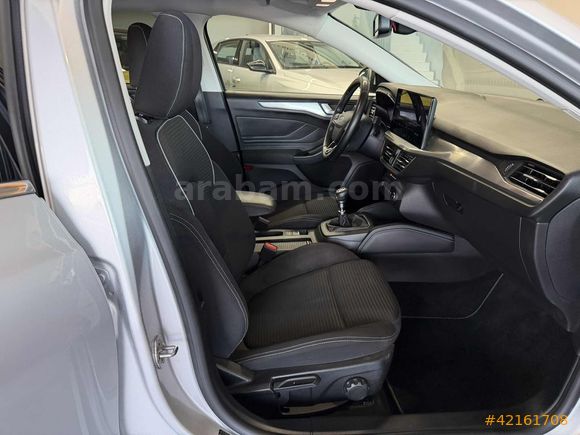 MERİÇ'TEN-2023-LANSMAN-BOYASIZ-FORD FOCUS TİTANİUM X 125HP
