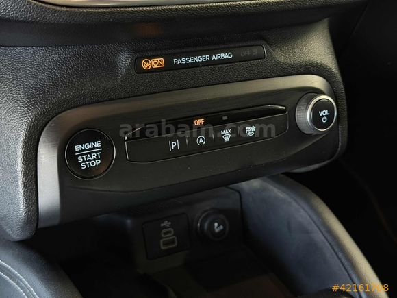 MERİÇ'TEN-2023-LANSMAN-BOYASIZ-FORD FOCUS TİTANİUM X 125HP