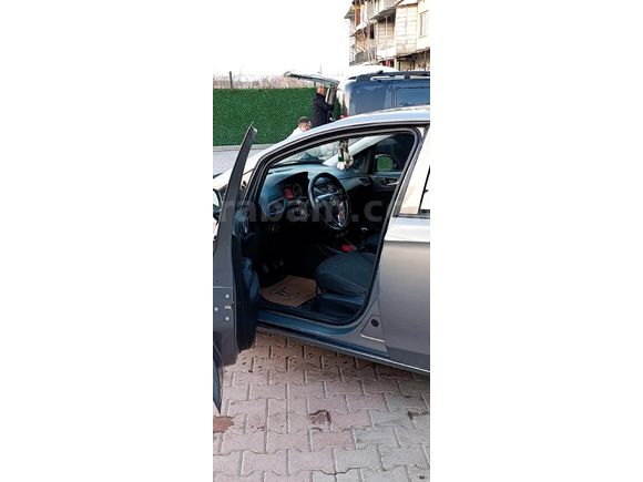 Sahibinden Opel Corsa 1.2 Essentia 2015 Model