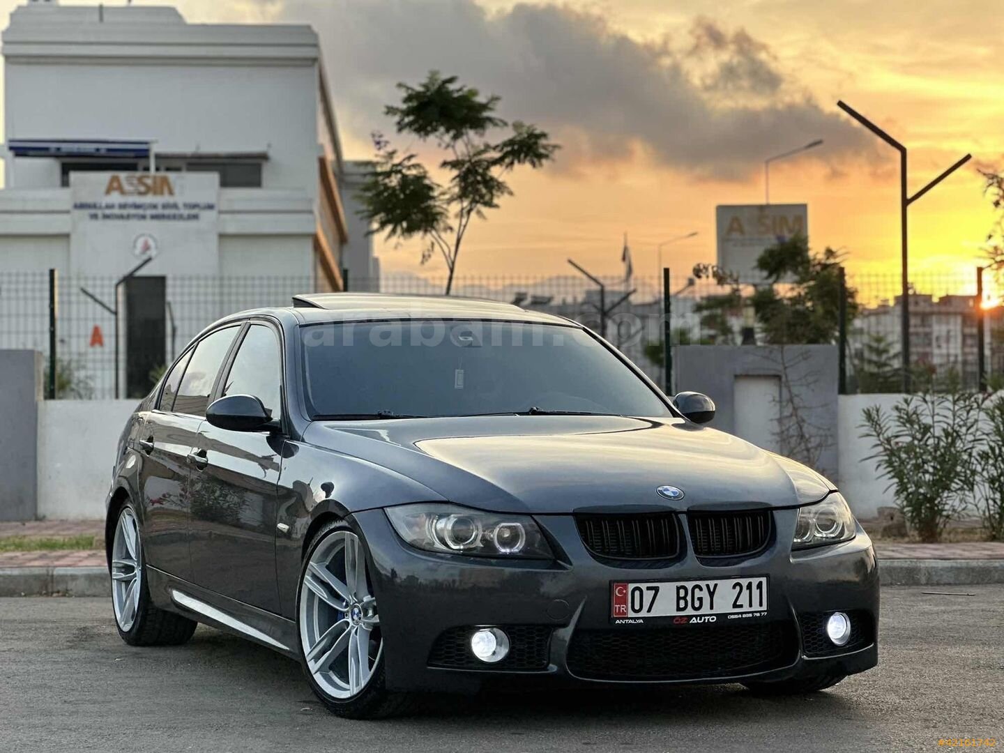 Galeriden BMW 3 Serisi 320d Premium 2006 Model Antalya 355.000 km Gri 7