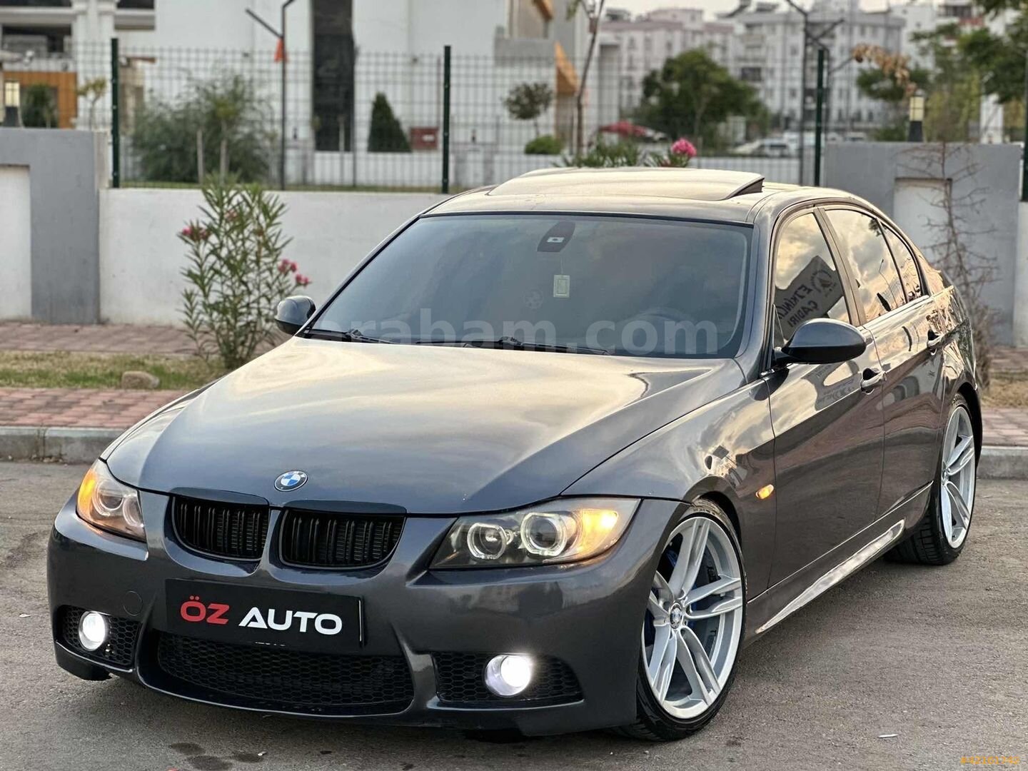 Galeriden BMW 3 Serisi 320d Premium 2006 Model Antalya 355.000 km Gri 3