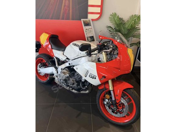 SIFIR SAHİBİNDEN  YAMAHA XSR 900 