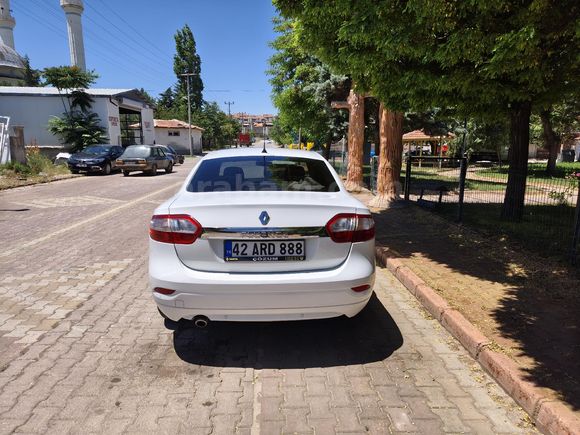 Renault Fluence 1.5 dCi Touch 2016 Model
