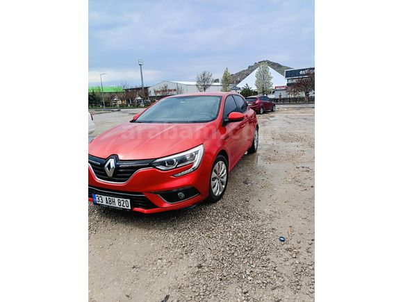 Sahibinden Renault Megane 1.6 Joy 2017 Model Van.