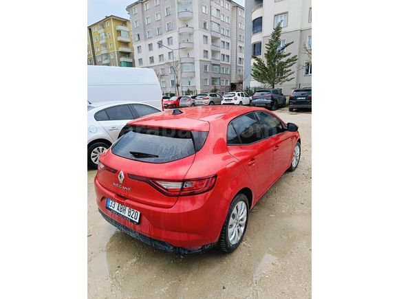 Sahibinden Renault Megane 1.6 Joy 2017 Model Van.