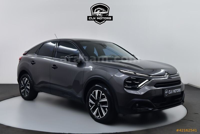 Galeriden Citroen C4 1.2 PureTech Feel Bold 2022 Model İstanbul 82.000 km Gri