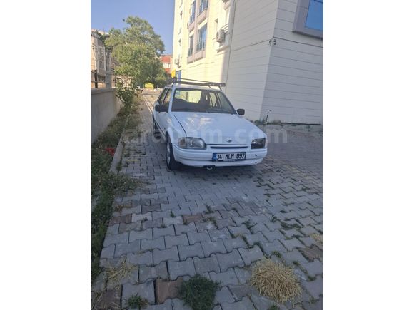 90 Model Ford Acil