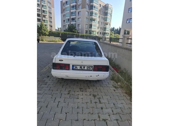 90 Model Ford Acil
