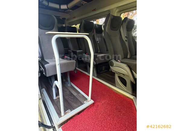 AHLAS MOTORS'DAN HATASIZ BOYASIZ 16+1 SERVİS ARACI