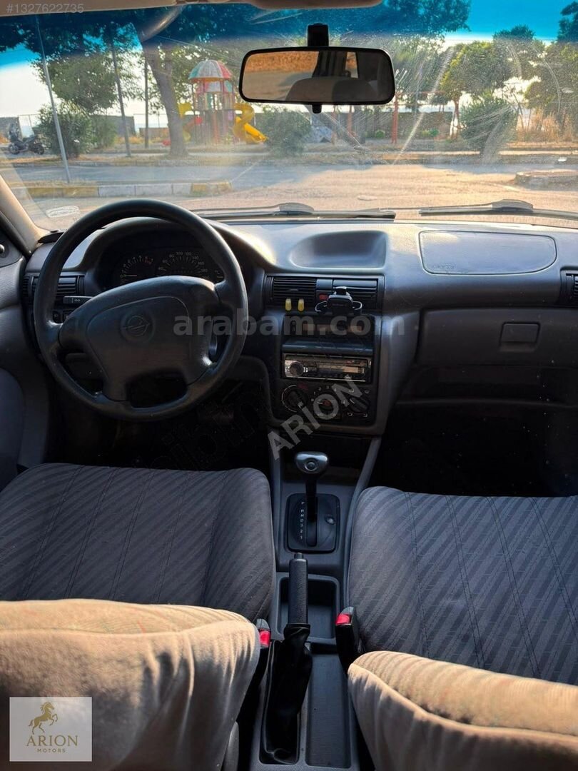 Galeriden Opel Astra 1.6 GLS 1998 Model İstanbul 275.000 km Şampanya 2