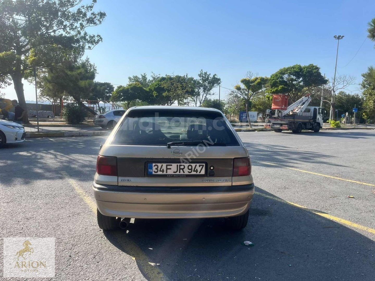 Galeriden Opel Astra 1.6 GLS 1998 Model İstanbul 275.000 km Şampanya 6