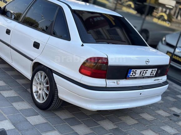 EG GARAJ'DAN 1.6 OTOMATİK ASTRA