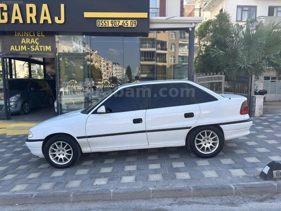 EG GARAJ'DAN 1.6 OTOMATİK ASTRA