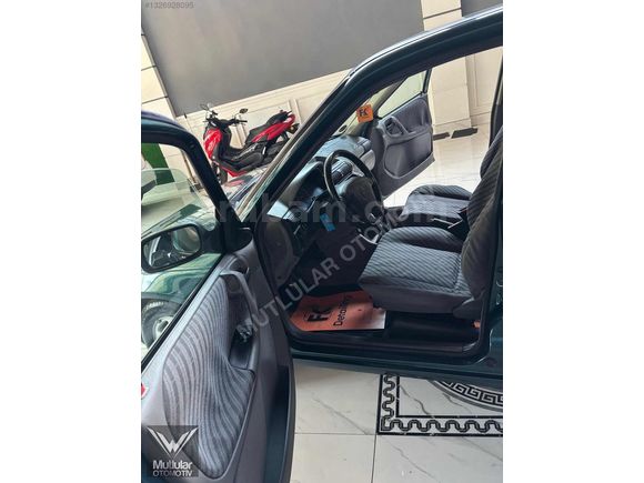 MUTLULAR'DAN ORJ 207.000 KM ÇİFT AIRBAG ABS KLİMA NADİR TEMİZLİK